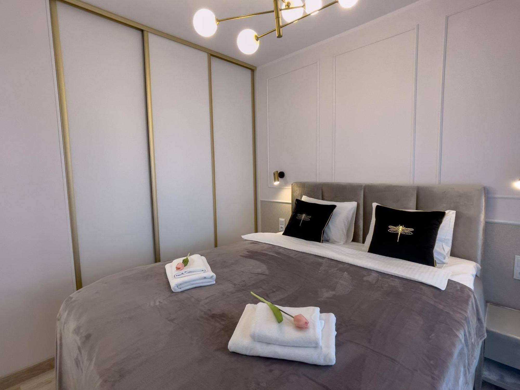 קטוביץ Urban Apartments Luxury Opolska 10 No 29, Free Garage, Self Check-In מראה חיצוני תמונה